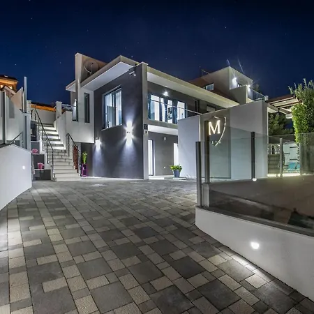 Martinis, Rogoznica, Private Heated Pool Vila