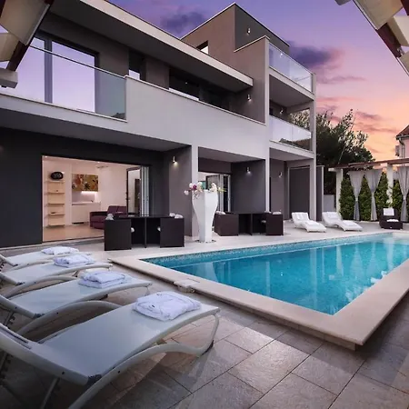 Martinis, Rogoznica, Private Heated Pool