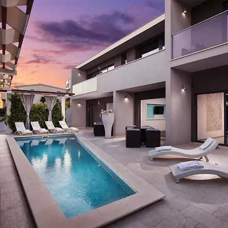 וילה Martinis, Rogoznica, Private Heated Pool *