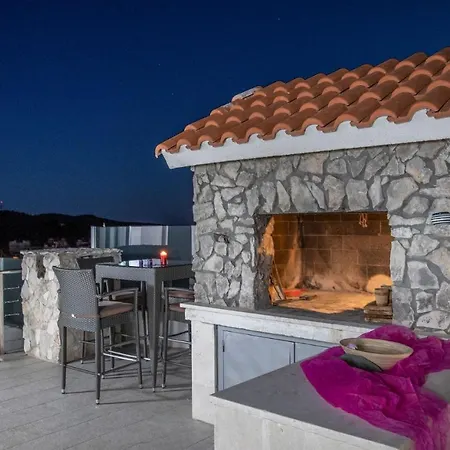 Martinis, Rogoznica, Private Heated Pool Vila