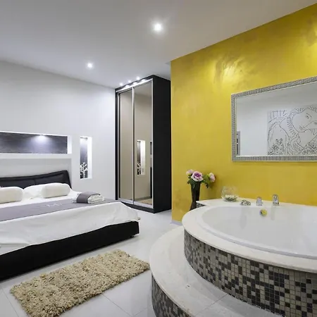 Vila Martinis, Rogoznica, Private Heated Pool