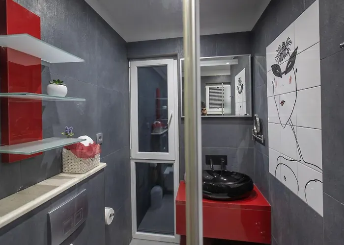 Martinis, Rogoznica, Private Heated Pool Rogoznica (Sibenik-Knin)