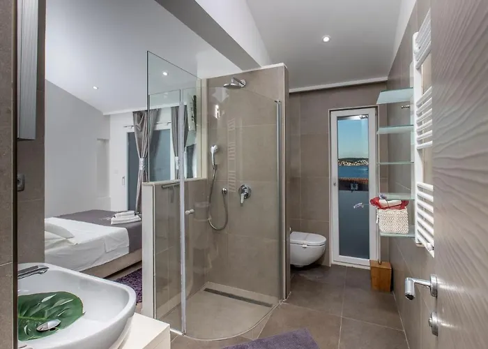 Martinis, Rogoznica, Private Heated Pool * Rogoznica (Sibenik-Knin)